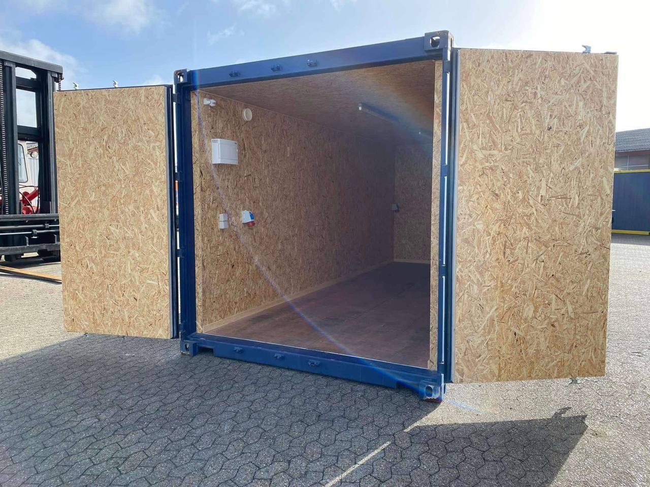 Brugt 20 fods isoleret container – klar til brug! – Image 5